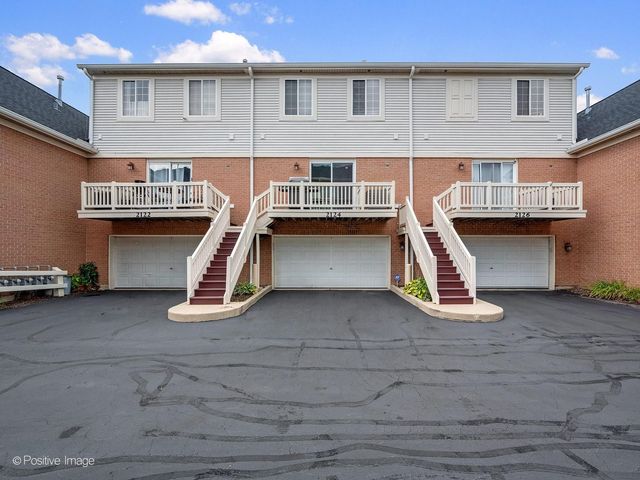 2124 W Concord Lane, Addison, IL 60101