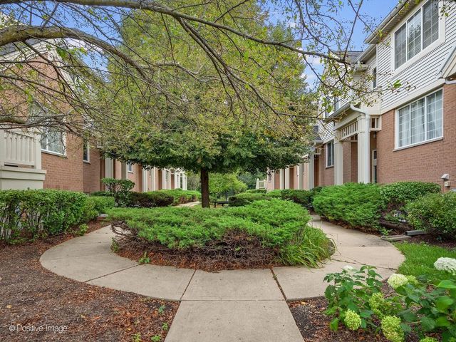 2124 W Concord Lane, Addison, IL 60101
