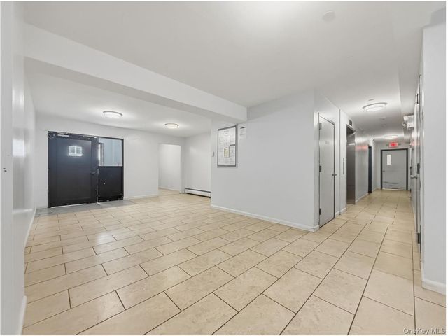 715 E 214th Street, Bronx, NY 10467
