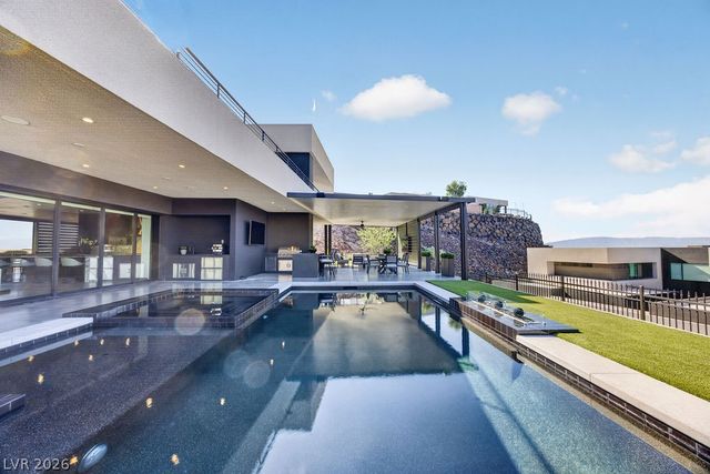 1456 Solitude Ridge Drive, Henderson, NV 89012