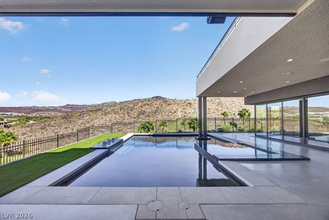 1456 Solitude Ridge Drive, Henderson, NV 89012