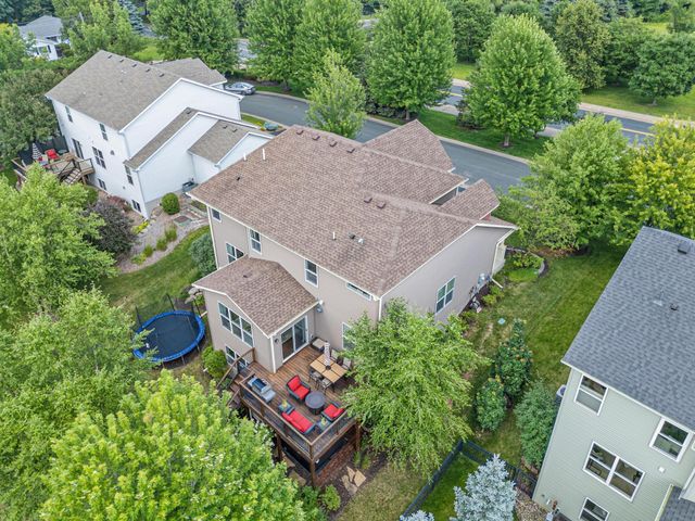 617 Eastgate Parkway, Mahtomedi, MN 55115