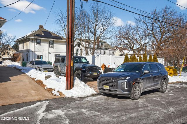 263 Bordentown Avenue, South Amboy, NJ 08879