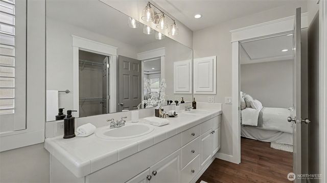 4817 Hartford Way, Mukilteo, WA 98275