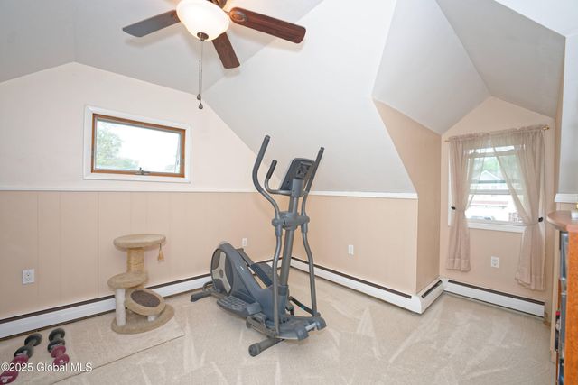 1038 Horvath Street, Schenectady, NY 12303
