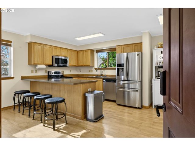 12132 Se PARDEE St, Portland, OR 97266