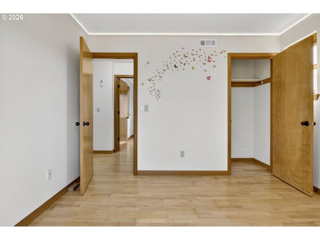 12132 Se PARDEE St, Portland, OR 97266