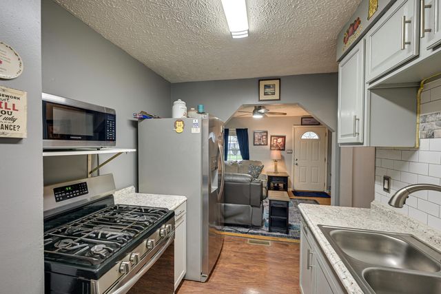 2610 Grasmere Avenue, Columbus, OH 43211