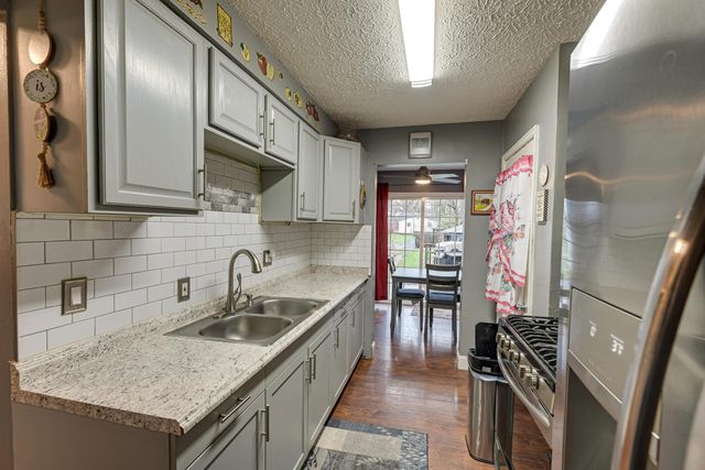 2610 Grasmere Avenue, Columbus, OH 43211