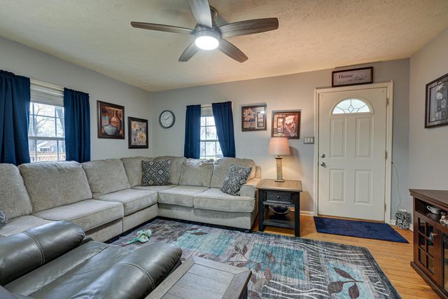 2610 Grasmere Avenue, Columbus, OH 43211