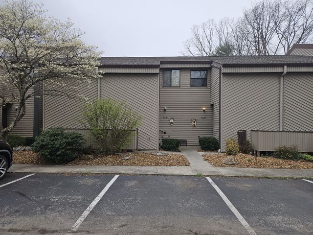 6 Lakeshore Ct Unit 101, Crossville, TN 38558