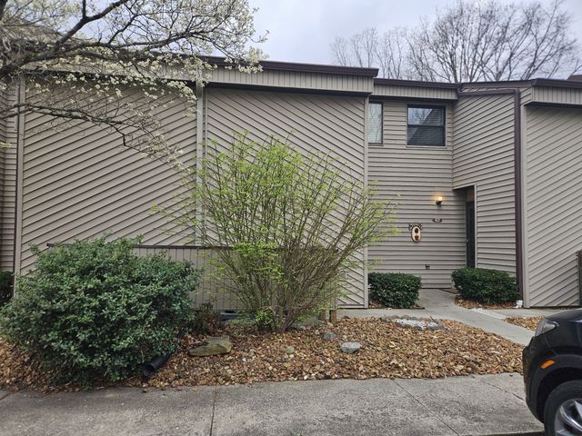 6 Lakeshore Ct Unit 101, Crossville, TN 38558