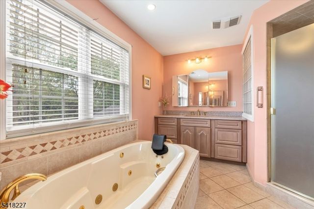 29 Mohawk Trl, Westfield Town, NJ 07090