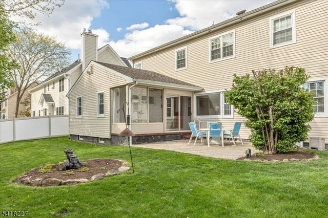 29 Mohawk Trl, Westfield Town, NJ 07090