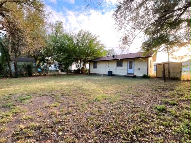 3344 S Vine, Wichita, KS 67217