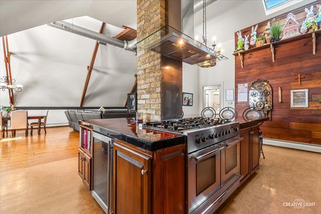 42W534 Empire Road, St. Charles, IL 60175