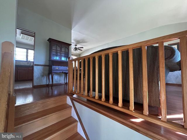 200 HOWARD DR, Williamstown, NJ 08094