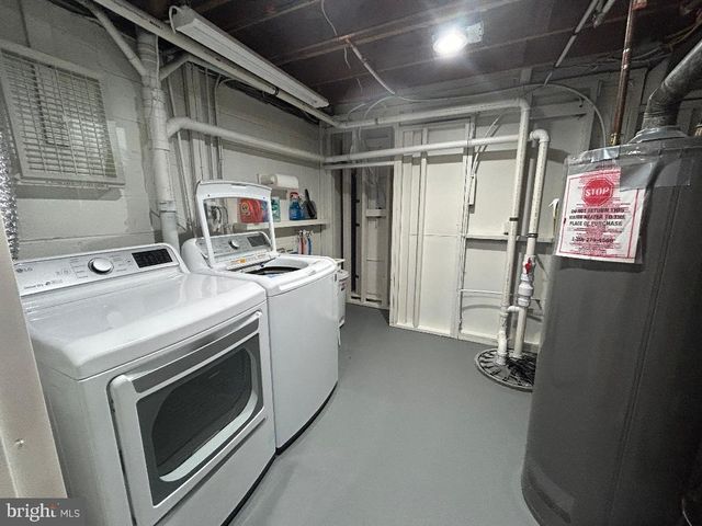 200 HOWARD DR, Williamstown, NJ 08094