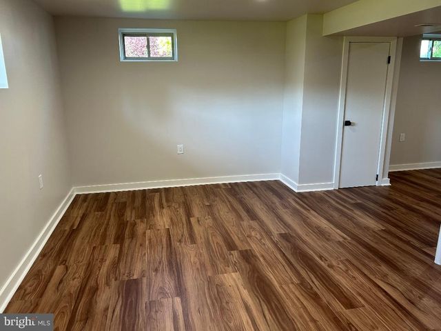 200 HOWARD DR, Williamstown, NJ 08094