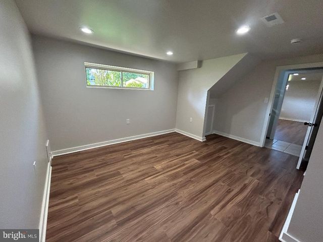 200 HOWARD DR, Williamstown, NJ 08094
