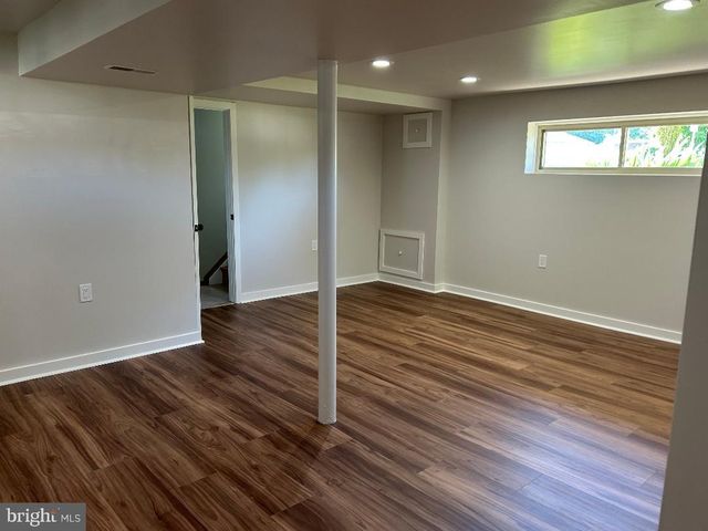 200 HOWARD DR, Williamstown, NJ 08094