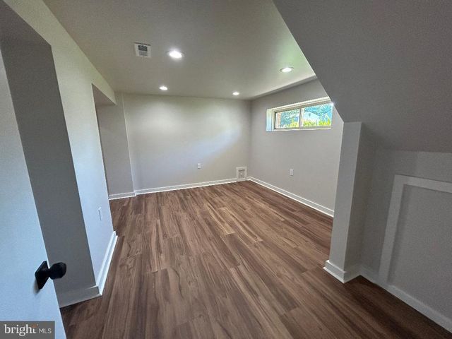 200 HOWARD DR, Williamstown, NJ 08094