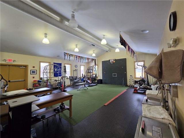 2871 Post Road, Warwick, RI 02886