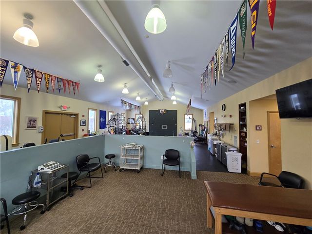 2871 Post Road, Warwick, RI 02886