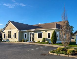 2871 Post Road, Warwick, RI 02886