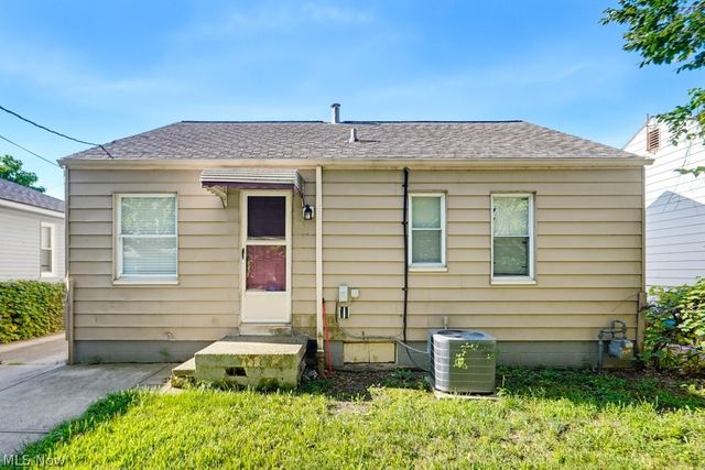13122 Liberty Avenue, Cleveland, OH 44135
