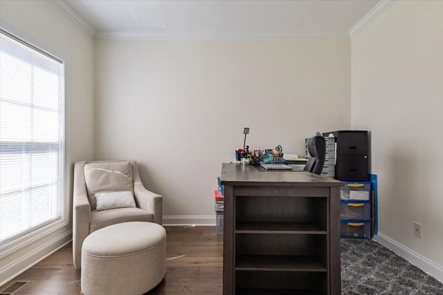 150 Nelson Dr, La Vergne, TN 37086