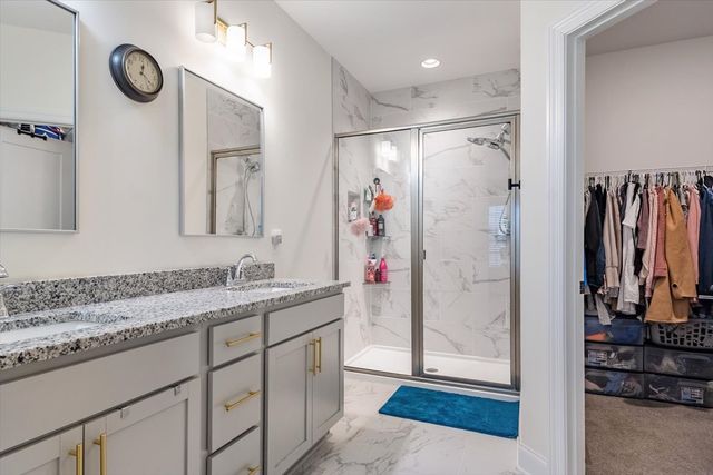 150 Nelson Dr, La Vergne, TN 37086