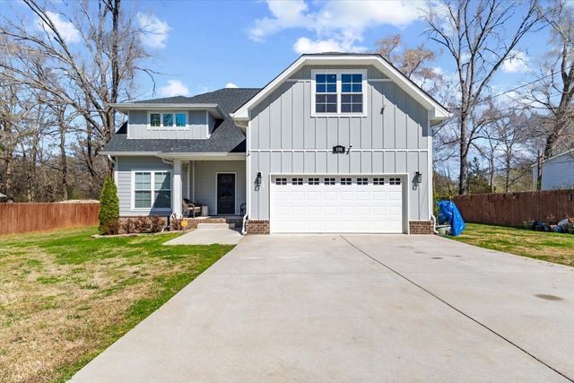 150 Nelson Dr, La Vergne, TN 37086