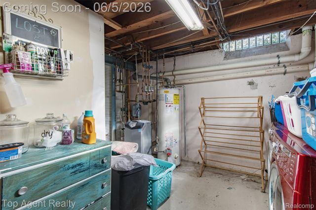 32341 Woody, Fraser, MI 48026