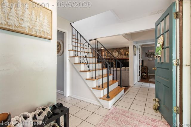 32341 Woody, Fraser, MI 48026