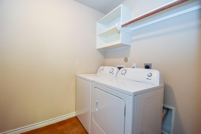 1105 Parkhurst Avenue B, Cleveland, TX 77327