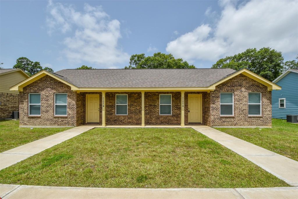 1105 Parkhurst Avenue B, Cleveland, TX 77327