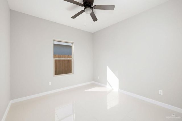 201 W St. Helena Avenue 2, Edinburg, TX 78541