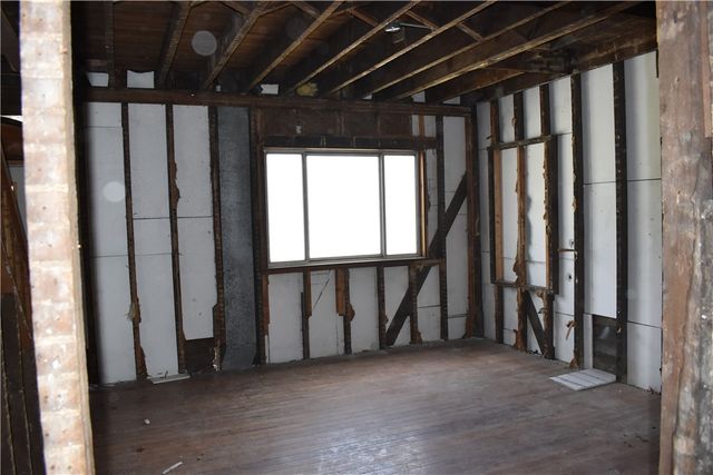 2380 Mt Pleasant Rd, South Huntingdon, PA 15679