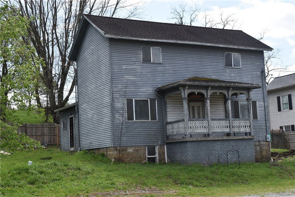 2380 Mt Pleasant Rd, South Huntingdon, PA 15679