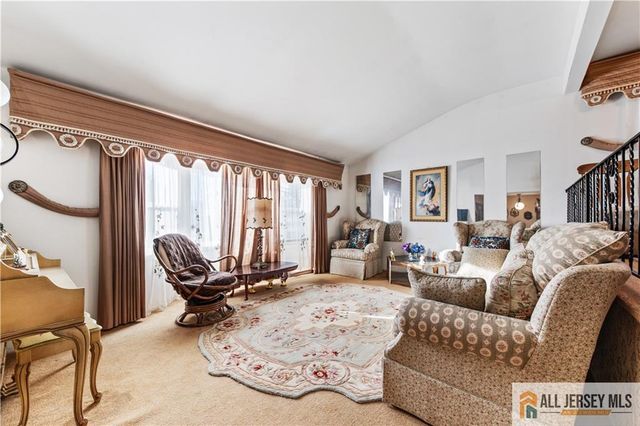 2 Wilmot Road, Sayreville, NJ 08872