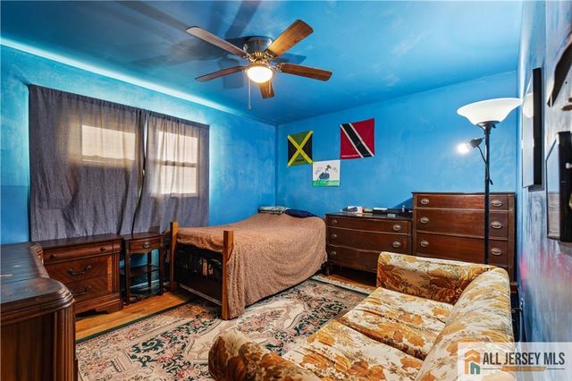 2 Wilmot Road, Sayreville, NJ 08872