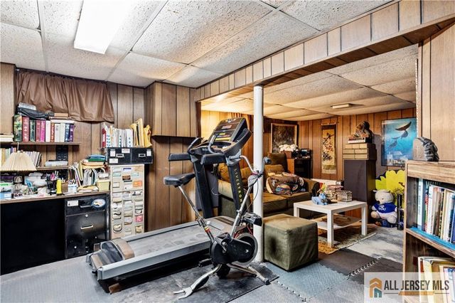 2 Wilmot Road, Sayreville, NJ 08872