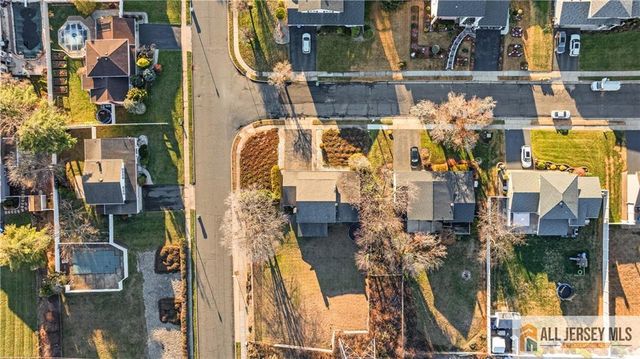 2 Wilmot Road, Sayreville, NJ 08872