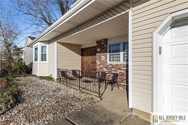 2 Wilmot Road, Sayreville, NJ 08872