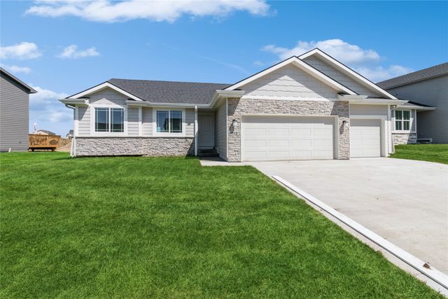 2909 6th Avenue SW, Altoona, IA 50009