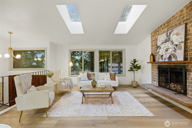 15911 181st Place NE, Woodinville, WA 98072