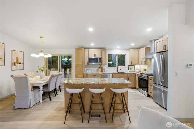 15911 181st Place NE, Woodinville, WA 98072