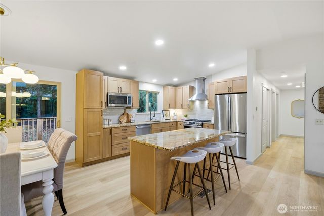 15911 181st Place NE, Woodinville, WA 98072