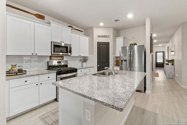 9942 Sarrebourg, Schertz, TX 78154